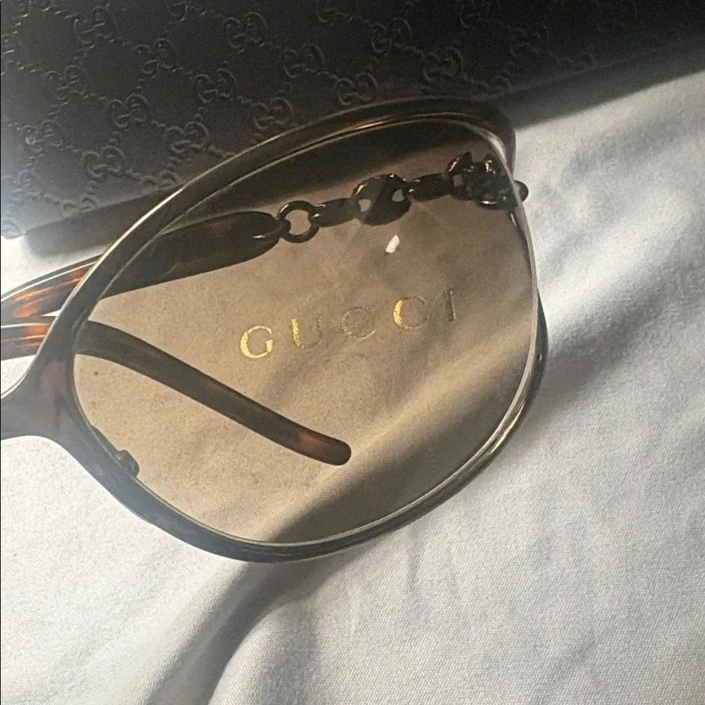 Vintage Y2K Designer Luxury Gucci Brown Bronze Marina Chain Women's Sunglasses